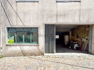 Moradia em banda à venda na Rua de São Jacinto