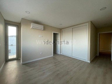 Duplex à venda na Covilhã e Canhoso