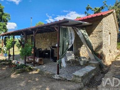 Casa ou moradia à venda em Escalos de Baixo