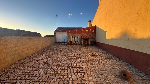 Zebreira e Segura, Rua Doutor António Miranda Boavida, 11