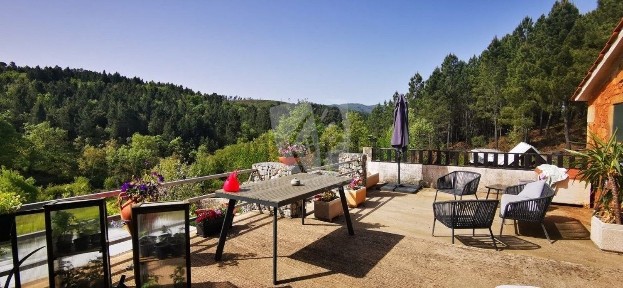 Quinta à venda em Fatela