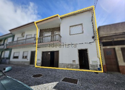 Moradia em banda à venda na Rua Sanches Semedo, 30 b