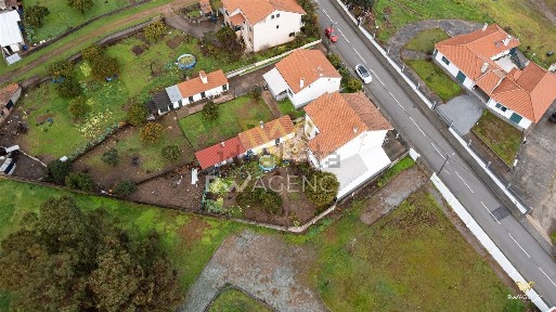 Moradia independente à venda em Cebolais de Cima e Retaxo