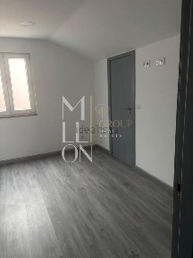 Duplex à venda na Praça da Liberdade s/n
