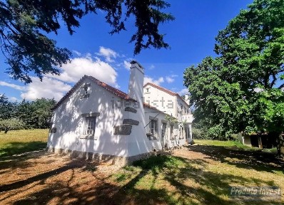 Moradia independente à venda em Vale de Prazeres e Mata da Rainha