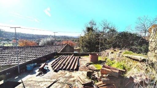 Moradia independente à venda em Pedrógão Pequeno