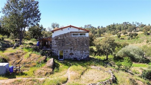 Quinta à venda em Póvoa de Rio de Moinhos e Cafede