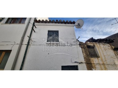 Moradia independente à venda em Ladoeiro