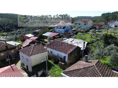 Moradia independente à venda em São Vicente da Beira