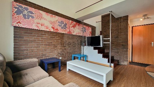Duplex à venda na Avenida Infante Dom Henrique