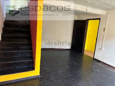 Moradia independente à venda em Barroca