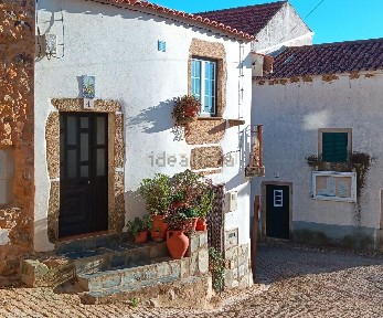 Penha Garcia, Rua do Ladrilho, 2