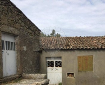 Moradia independente à venda em Pedrógão de São Pedro e Bemposta