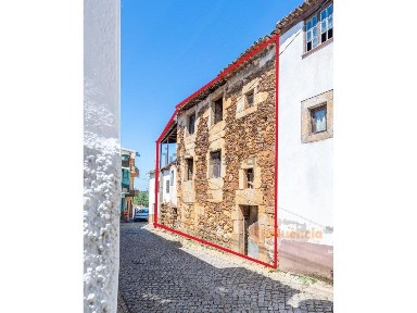 Dominguizo, Rua Direita