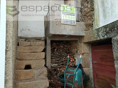 Moradia independente à venda em Lavacolhos