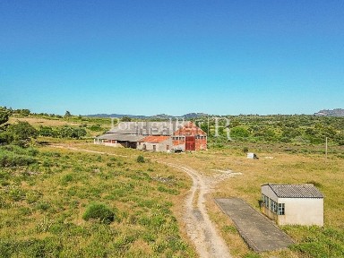 Quinta à venda em Medelim