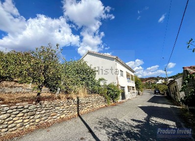 Moradia independente à venda em Silvares