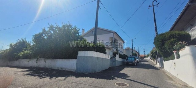Casa ou moradia à venda em Póvoa de Atalaia e Atalaia do Campo