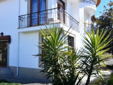 Moradia independente à venda em Covilhã e Canhoso