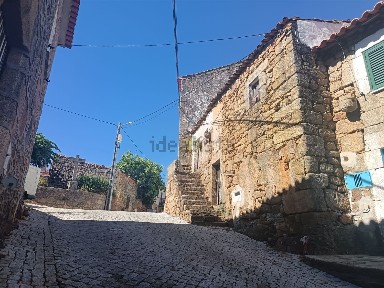 Moradia geminada à venda em Pedrógão de São Pedro e Bemposta