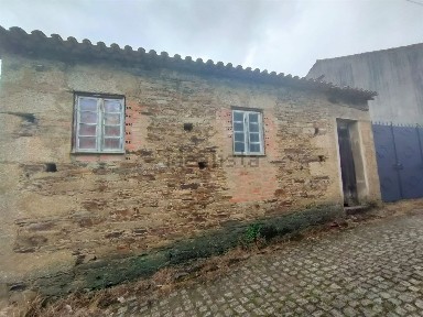 Moradia independente à venda em Castelo Branco
