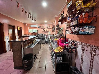 Armazém à venda em Orjais