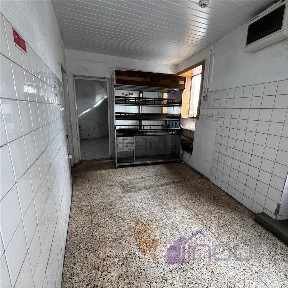 Espaço comercial à venda em Castelo Novo