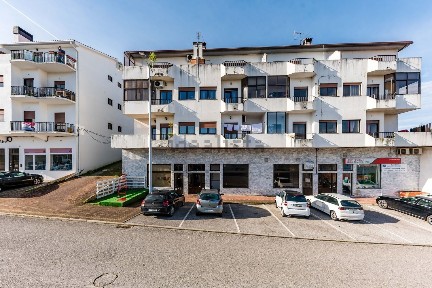 Espaço comercial à venda na Rua Venda da Pedra