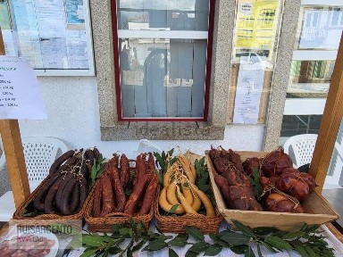 Espaço comercial à venda na Rua da Amoreira