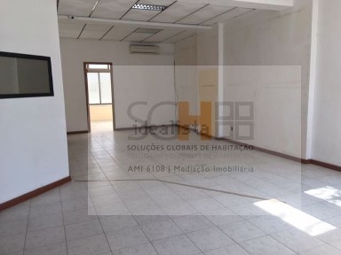 Espaço comercial à venda em Castelo Branco