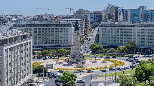 Arrendamento de escritório na Avenida Fontes Pereira de Melo, 3