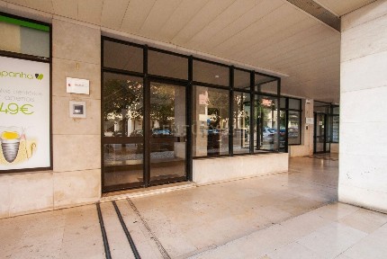 Arrendamento de escritório na Azinhaga da Torre do Fato s/n