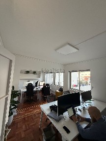 Arrendamento de escritório com espaços partilhados na Avenida António Augusto de Aguiar, 24