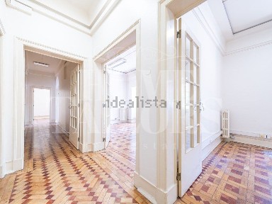 Avenidas Novas, Bairro Azul - Parque Eduardo VII, Avenida Sidónio Pais, 14