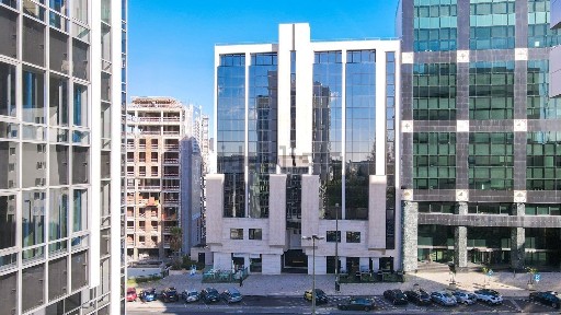 Arrendamento de escritório na Avenida José Malhoa, 14