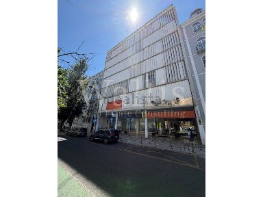 Arrendamento de escritório na Avenida Almirante Reis