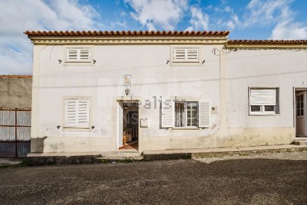 Casa ou moradia à venda na Bufarda - Ribafria