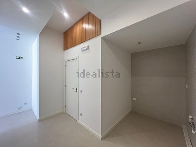 Arrendamento de escritório privado na Avenida Doutor Brandão de Vasconcelos, 68