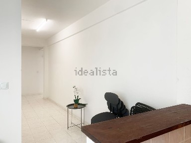 Arrendamento de escritório privado na Rua Padre Américo Monteiro Aguiar, 103