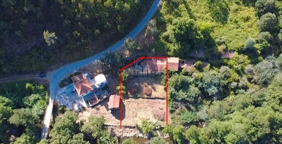 Moradia independente à venda na Estrada das Relvas, 22