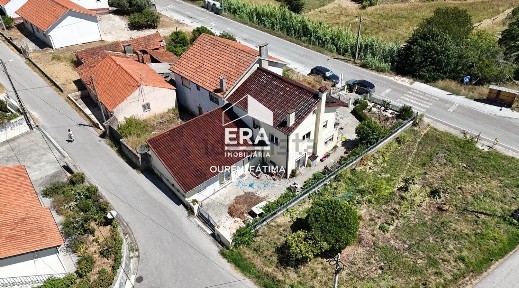 Moradia independente à venda em Louriçal