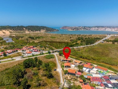 Moradia independente à venda em Tornada e Salir do Porto