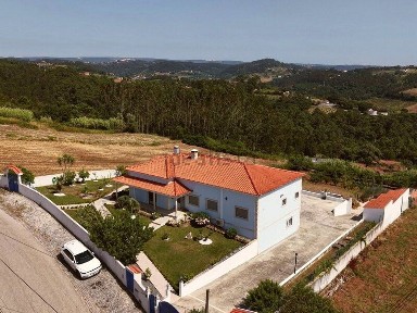 Casa ou moradia à venda na Rua das Meirinhas