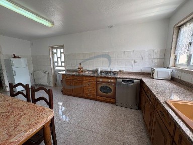 Moradia independente à venda em Arrimal e Mendiga