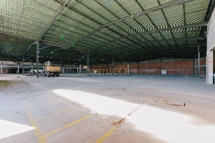 Arrendamento de armazém em Benavente
