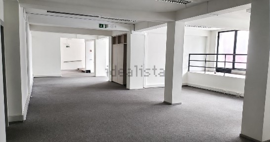 Arrendamento de espaço comercial em Santa Maria - Salvador - Santiago
