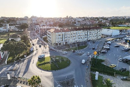 Arrendamento de espaço comercial no Beco da Pata Choca