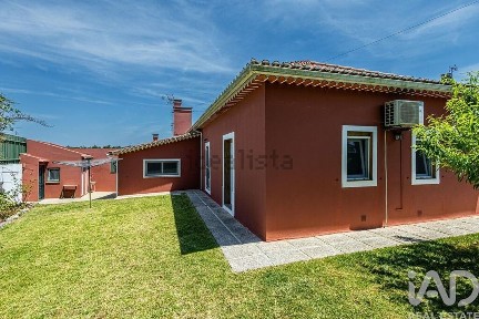 Moradia independente à venda em Benedita