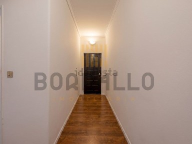 Andar de moradia à venda na Rua São João de Deus