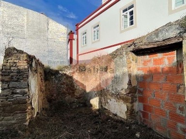 Moradia geminada à venda na Travessa da Azinhaga, n 2, 2510-321 a dos Negros